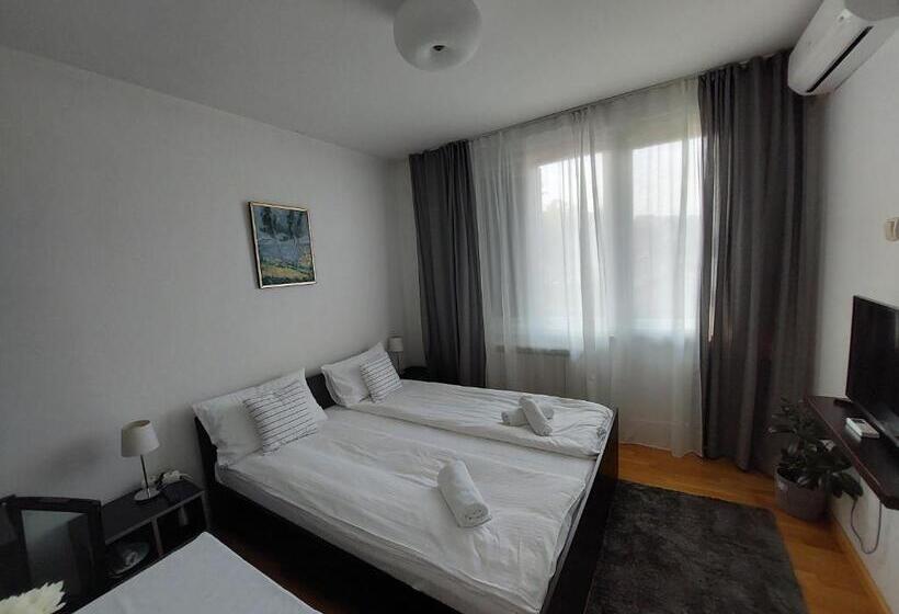 پانسیون Vrnjci House