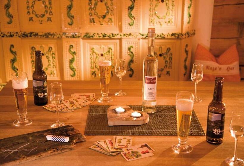 فندق صغير Naze`s Hus Mellau