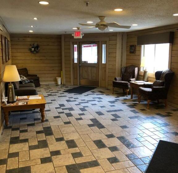 הוסטל Paddle Wheel Inn