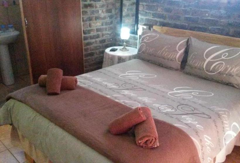 ペンション Onze Rust Guest House And Caravanpark