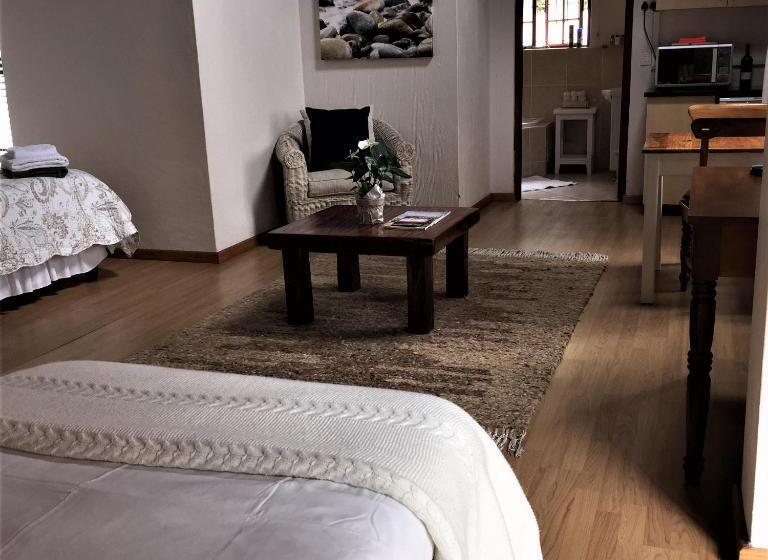 پانسیون Windfall Plett