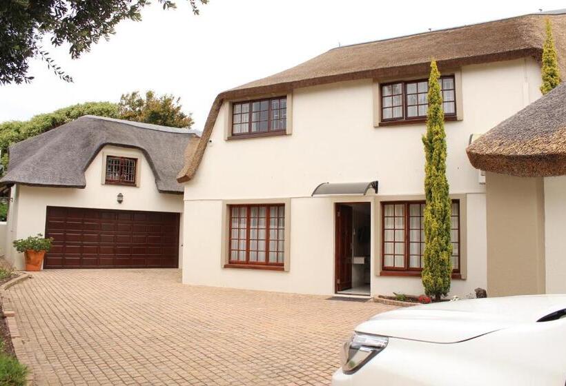 پانسیون Windfall Plett