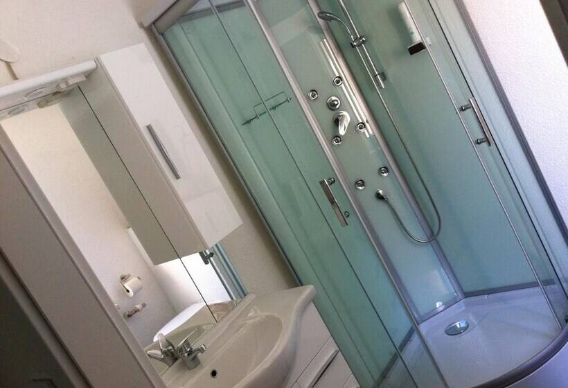 ユースホステル Harmonie Stüberl