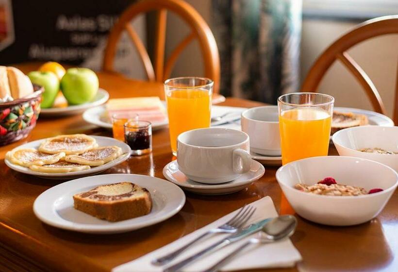 هتل The Blue Bamboo  Duna Parque Group