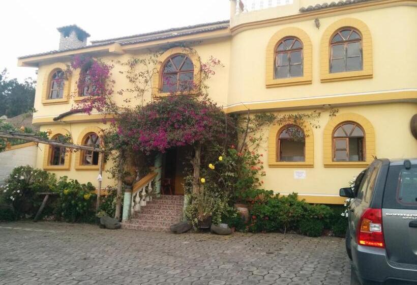 پانسیون Hostal Curiñan