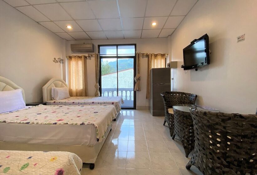 پانسیون Som Guesthouse