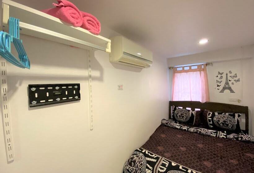 پانسیون Som Guesthouse