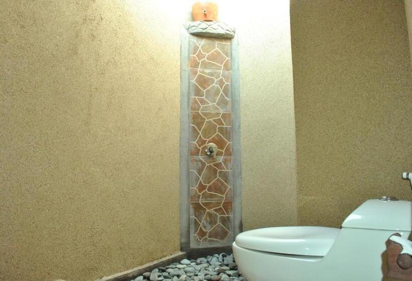 ペンション Sudi Guest House
