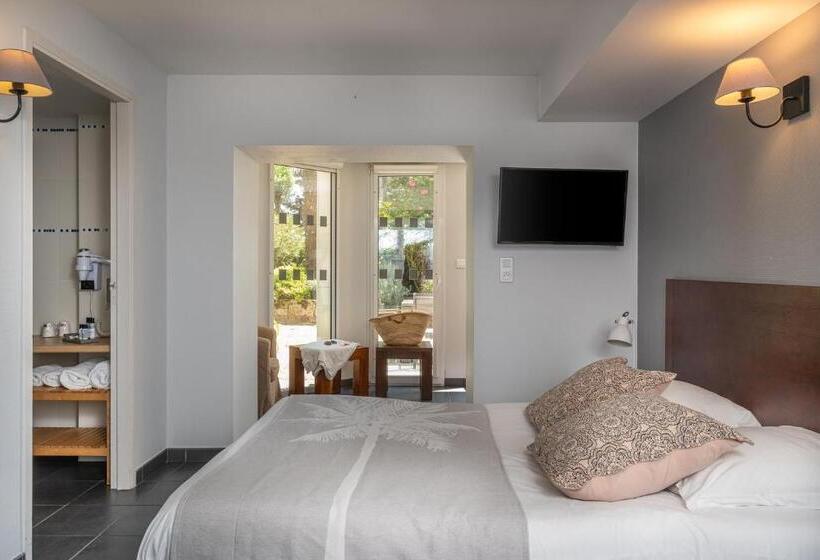 בית מלון כפרי Logis Hôtel De La Pointe Du Cap Coz