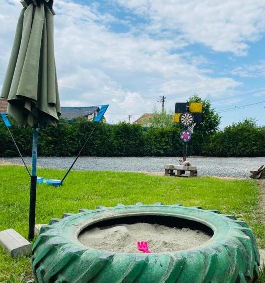 פנסיון Casa Raisa & Maria