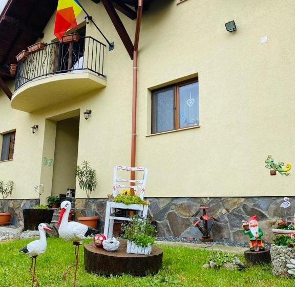 פנסיון Casa Raisa & Maria