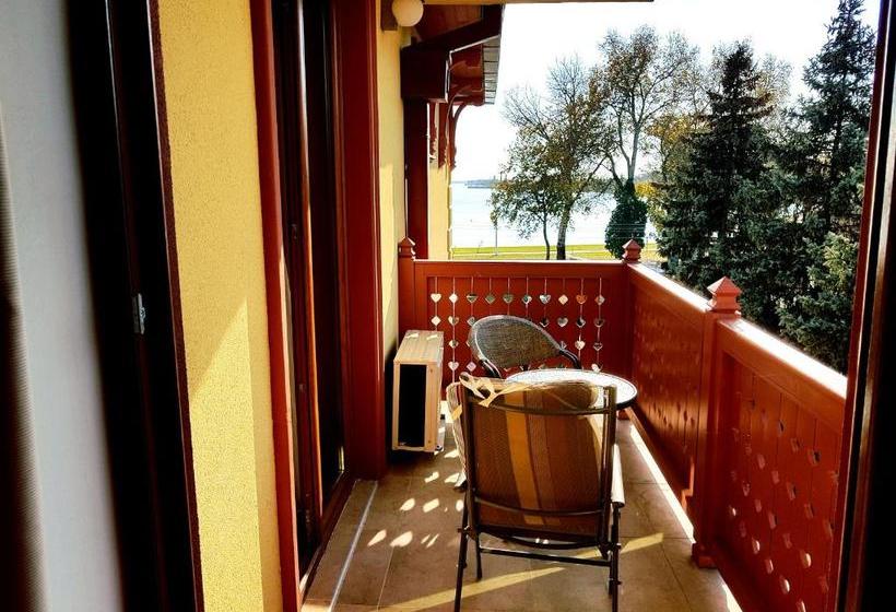 پانسیون Guesthouse Villa Elizabet