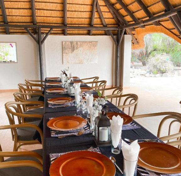 膳宿费 Otjohotozu Guestfarm