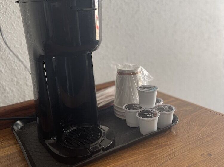 הוסטל Bayside Inn