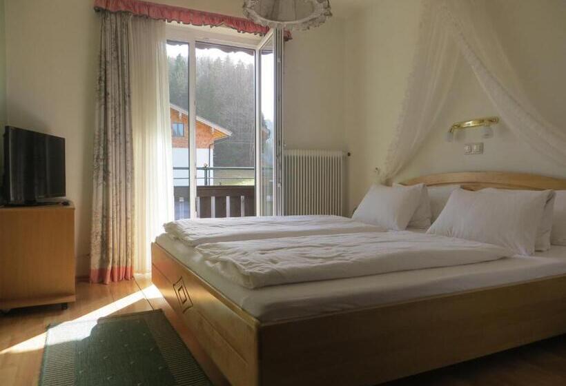 فندق صغير Garni Haus Jagerwirt