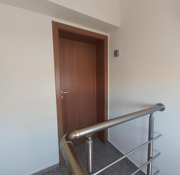 پانسیون Guest House Skalite