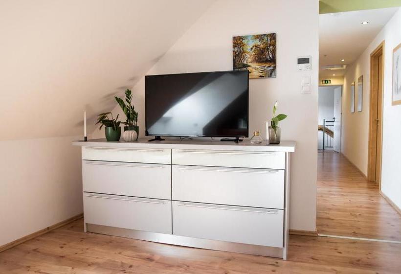 بنسيون Hetényi Apartmanház és Birtok