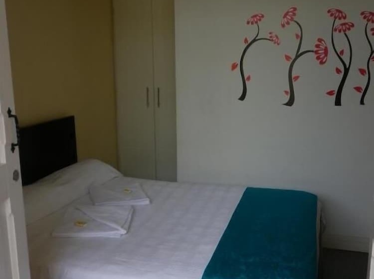 پانسیون Santa Juana