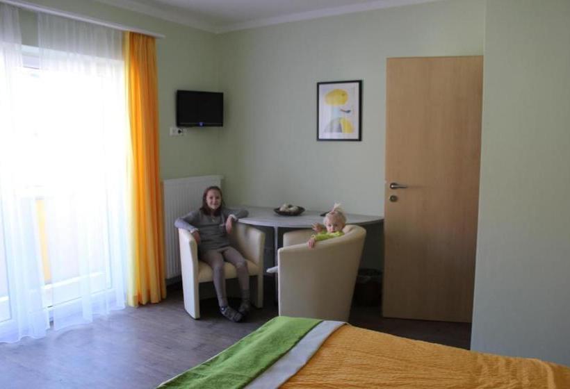 ユースホステル Gasthof Zum Mohrn