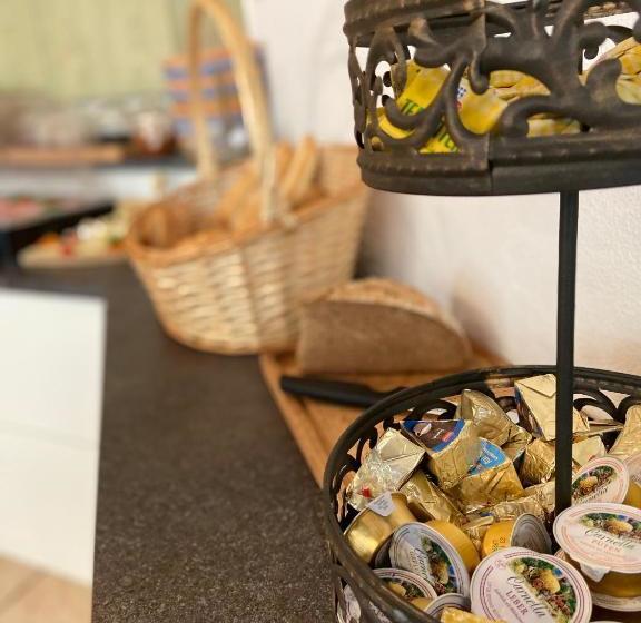 ユースホステル Gasthof Zum Mohrn