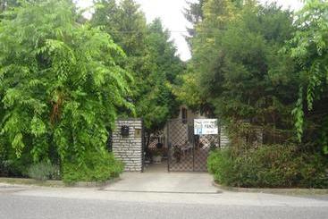 پانسیون éllő Residence