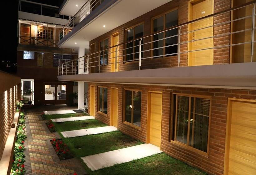 هاستل El Geranio