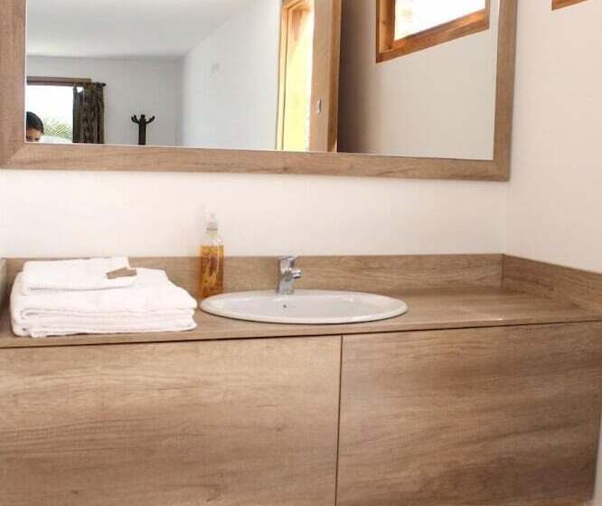 هاستل El Geranio