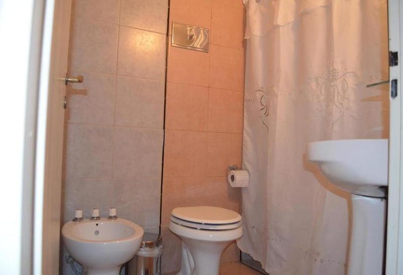 فندق صغير La Posada De Los Fresnos