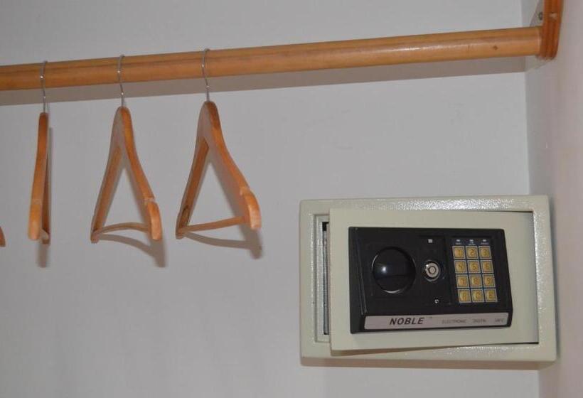 فندق صغير La Posada De Los Fresnos