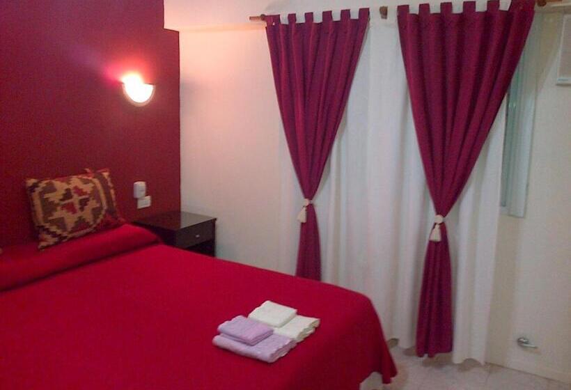 فندق صغير La Posada De Los Fresnos