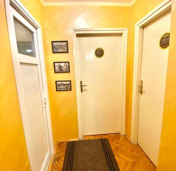 پانسیون Glorious Rooms