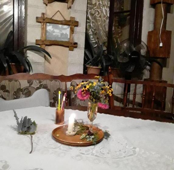 پانسیون Guest House Anahit Ijevan