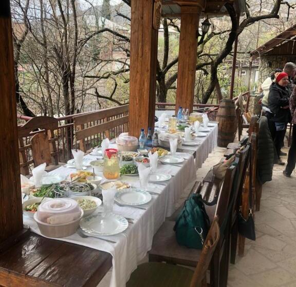 پانسیون Guest House Anahit Ijevan