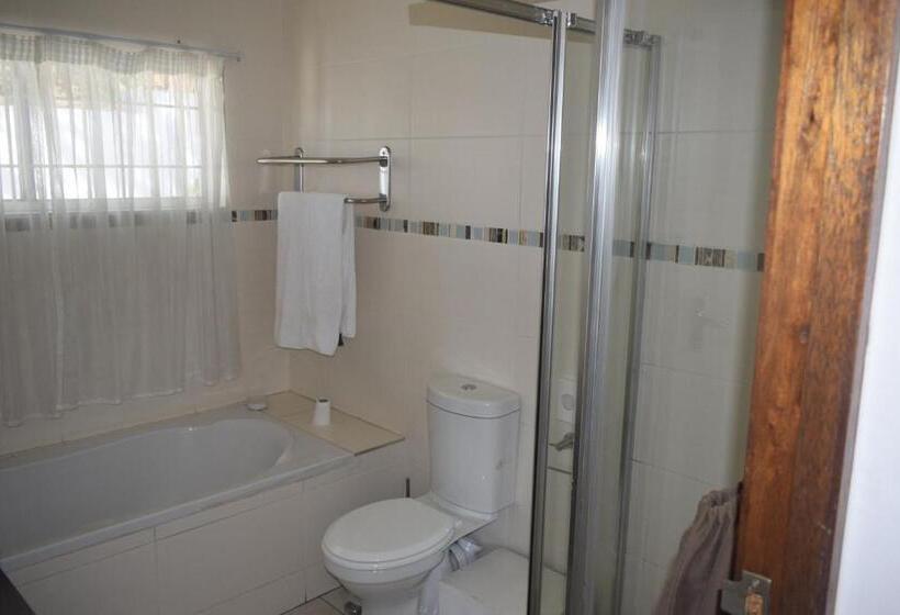 بنسيون Lala Nathi Guest House & Self Catering