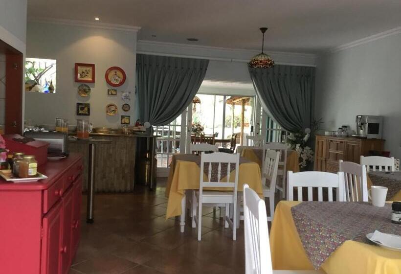 بنسيون Lala Nathi Guest House & Self Catering
