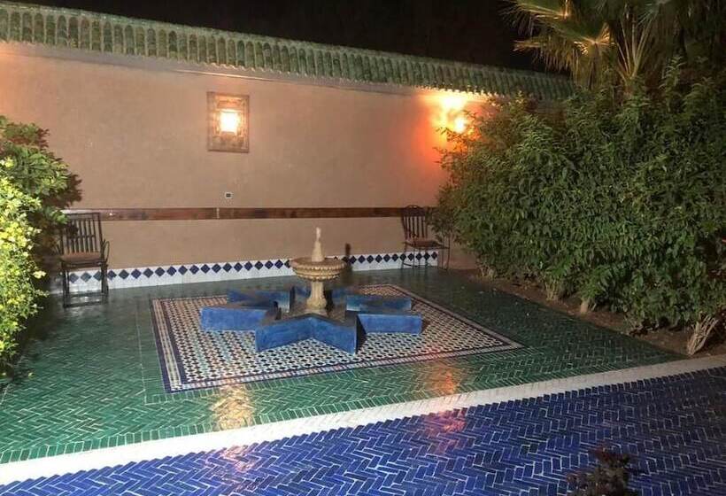 پانسیون Le Sauvage Noble