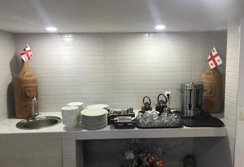 پانسیون Magnolia Guest House