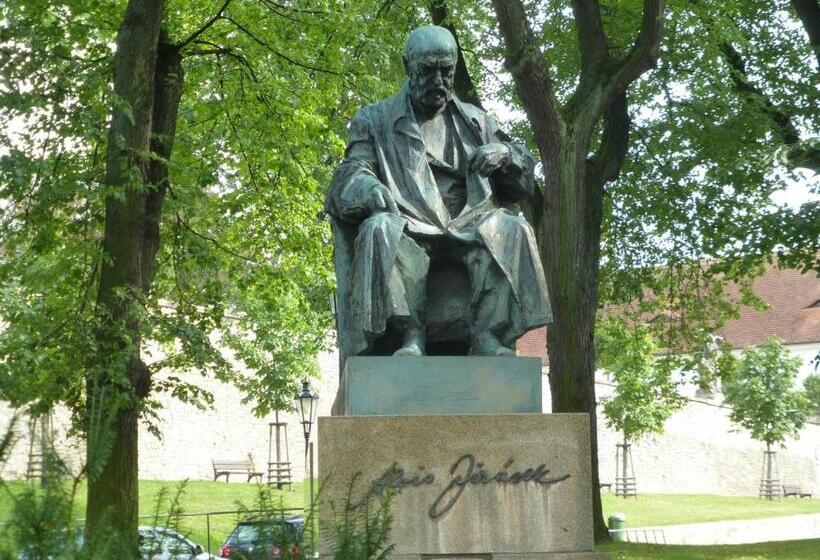 پانسیون Penzion V Podzámčí Litomyšl