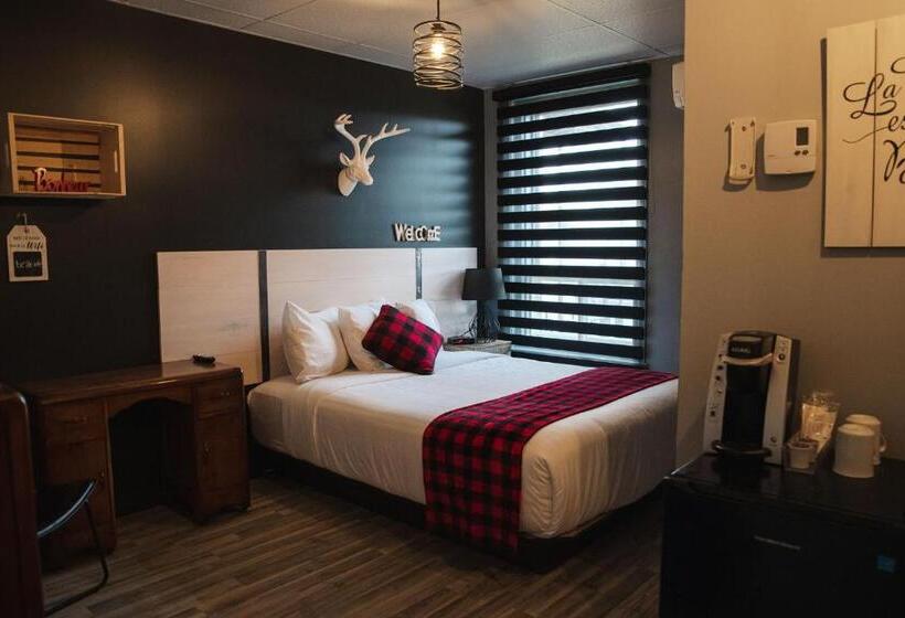 הוסטל Auberge Beausejour