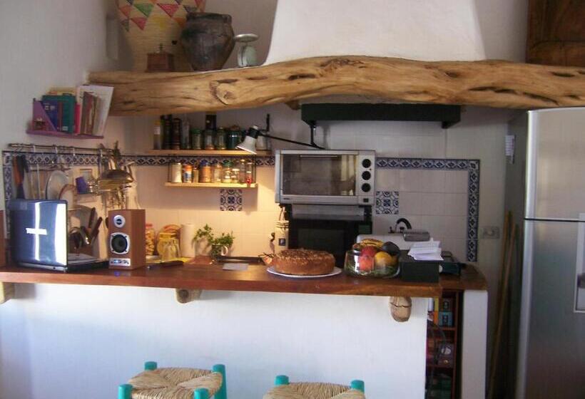 هاستل Hosteria Villa Cardon