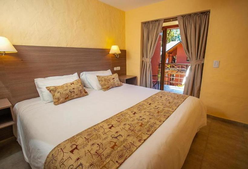 Costa Brava Apart Hotel & Suites