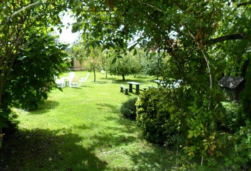 ペンション Hajnalka Vendégház