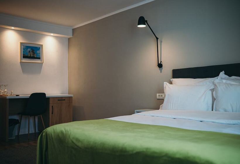 پانسیون Nest Guesthouse