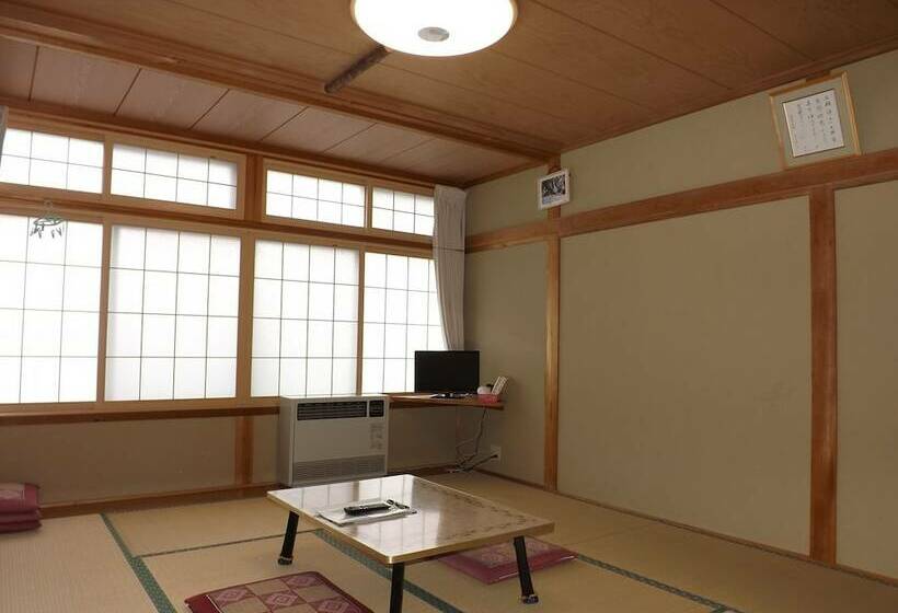 פנסיון Togakushi Kogen Minshuku Rindo