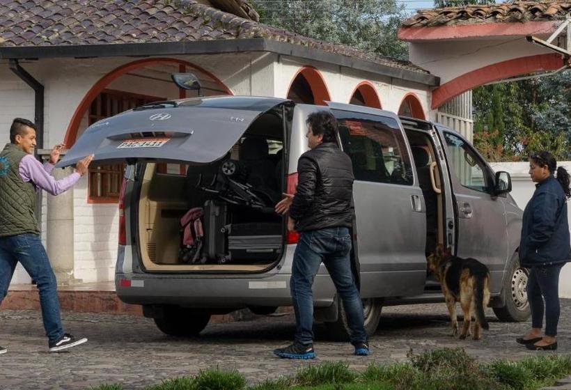 هاستل Hosteria San Carlos Tababela