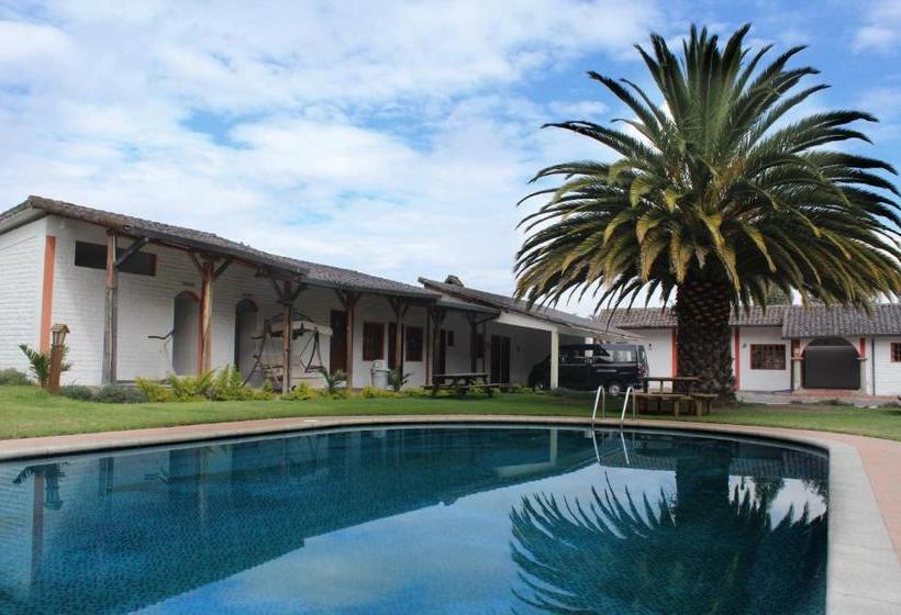 هاستل Hosteria San Carlos Tababela