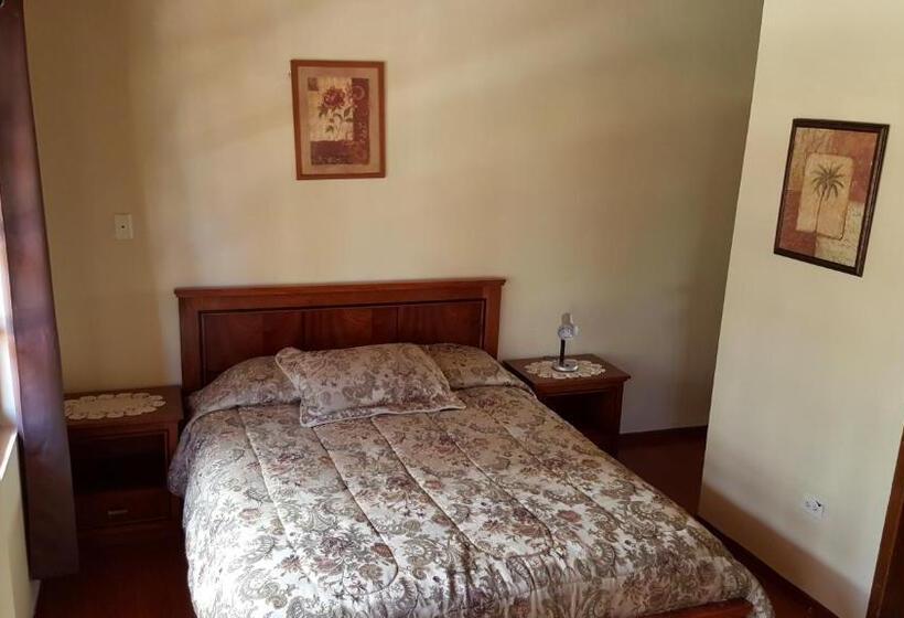 هاستل Hosteria San Carlos Tababela