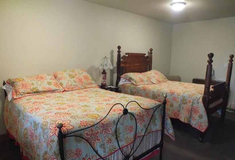 هاستل Scarborough Inn