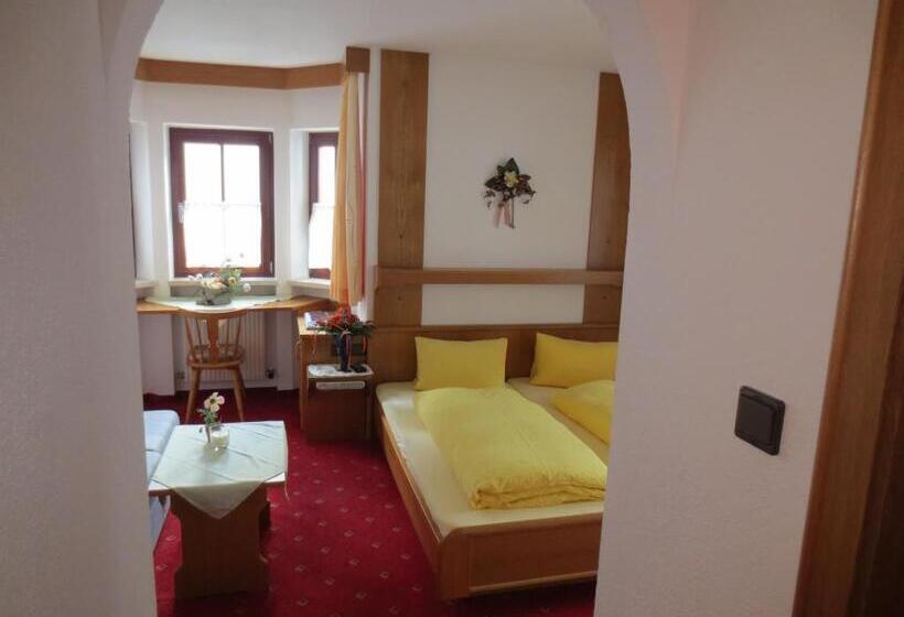 پانسیون Alpenhäusl