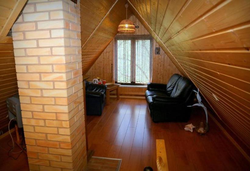 פנסיון Guest House šampētera Māja